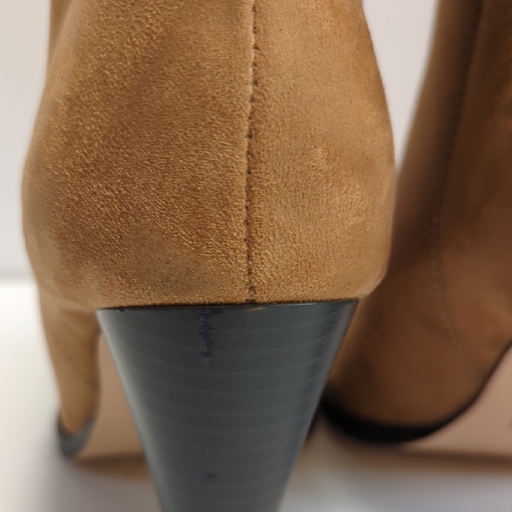 NEW Forever 21 Tan Faux Suede Pointed Toe Ankle Boots Size 6 - Picture 5 of 10